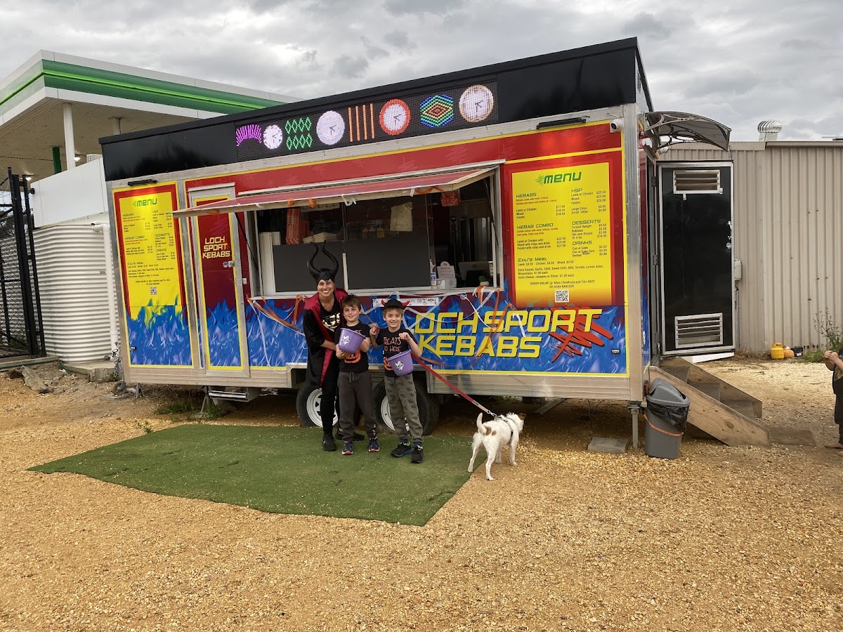 Menu Loch Sport Kebabs-3